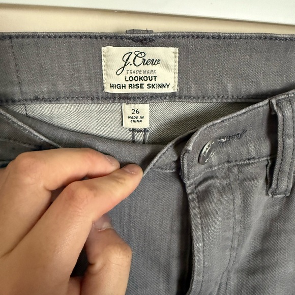 J. Crew Size 26 Gray Lookout High-Rise Skinny 28” Inseam NWOT Casual Jeans - Picture 3 of 9